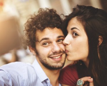 Social networks to link the Internet with these tricks