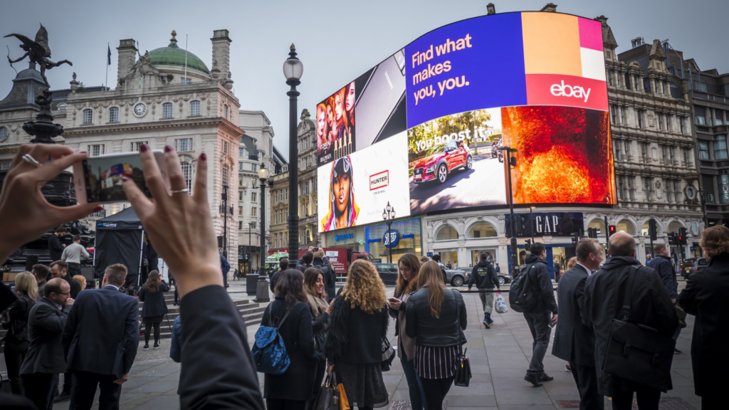 8 Tips for Getting the Most From Your Outdoor LED Display Digital